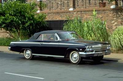 1962 Chevrolet Impala Super Sport convertible 
Copyright General Motors