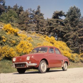 Renault Dauphine (copyright image)