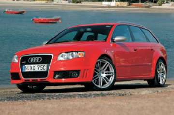 Audi RS4 Avant 

Click for slightly larger image