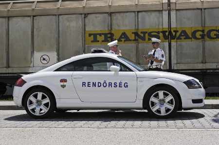 Hungarian Police Car - 2005 Audi TT 1.8 litre turbo