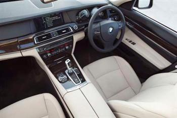 BMW 730d (copyright image)