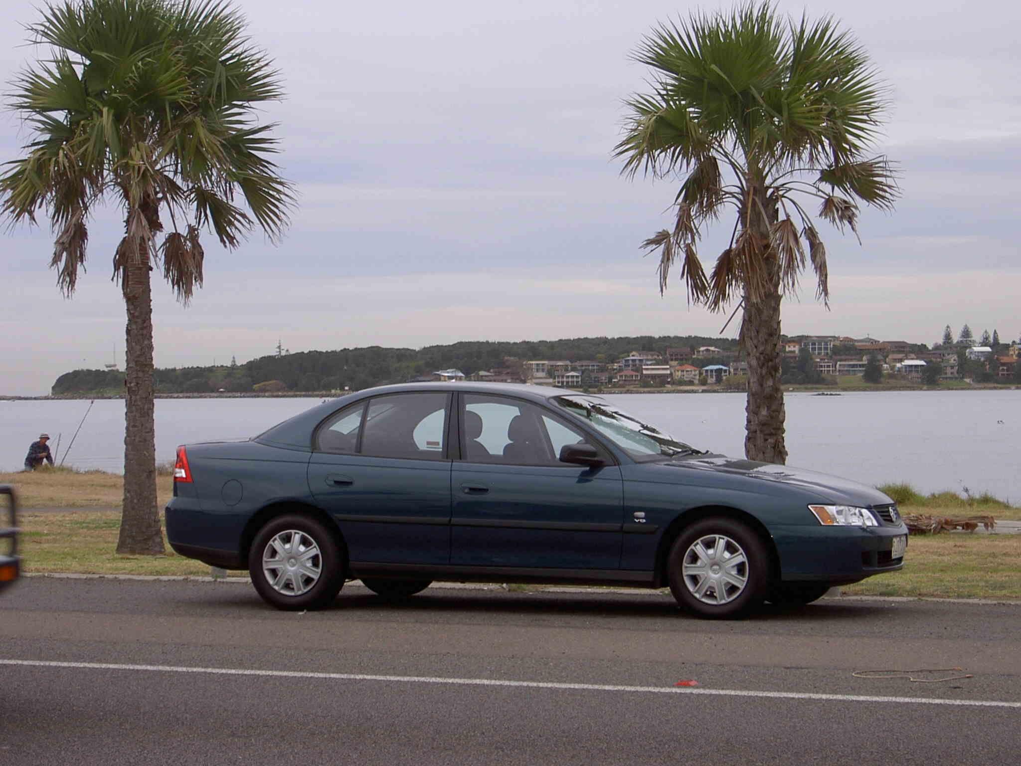 2004 Holden Commodore Executive - VYII (copyright image)