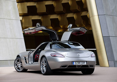 Mercedes-Benz SLS AMG now in production - Image Copyright Mercedes-Benz