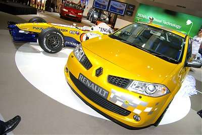 2007 Renault Megane Renaultsport 228 F1 Team R26