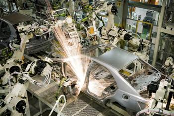 Toyota Camry Hybrid Pilot Production Begins (copyright image)
