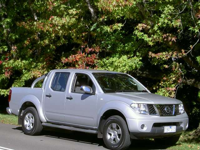 2007 Nissan navara road test #9