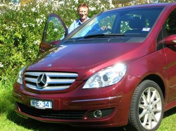 Ian Barrett with the Mercedes-Benz B 200 (copyright image) 


Click on the image for a larger view