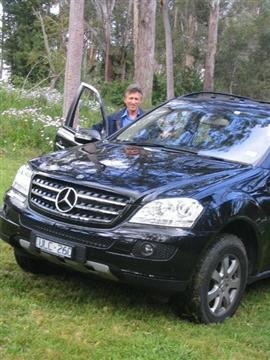Ian Barrett with the Mercedes-Benz ML 280 CDI 
Click on the image for a larger view