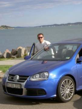 Volkswagen Golf R32 
 
Click on the image for a larger view