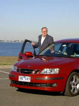 Stephen Walker, Managing Editor with the 
2006 Saab 9-3 Linear SportCombi 
Location: Brighton Le Sands NSW 
 
Click on the image for a larger view
